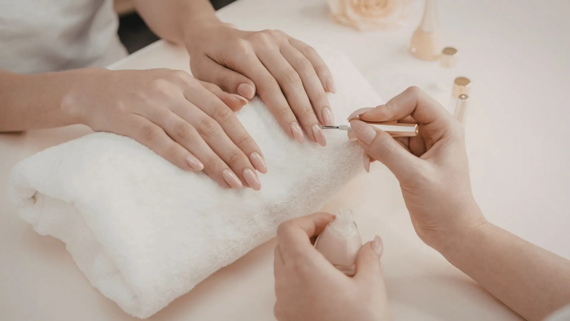 Mary Cruz styling client hair in Las Vegas salon